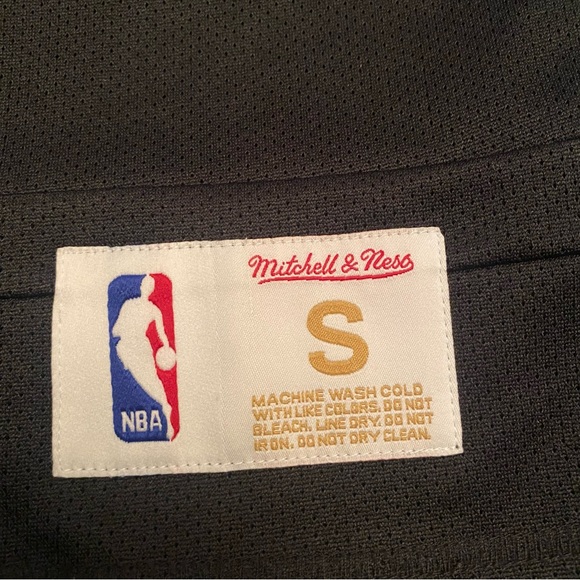 OVO X Mitchell and Ness Toronto Raptors Long Sleeve Jersey - Picture 4 of 6